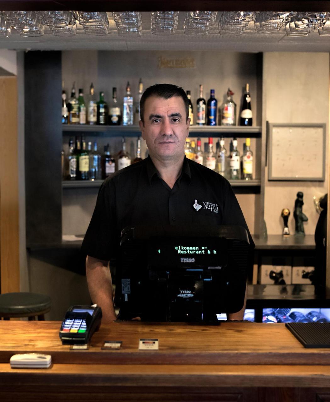 Napoli Resturant & Hotell As Sandnessjoen Zewnętrze zdjęcie